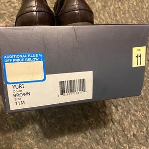 LIZ CLAIBORNE FLEX chocolate size 11 heels 3 inches